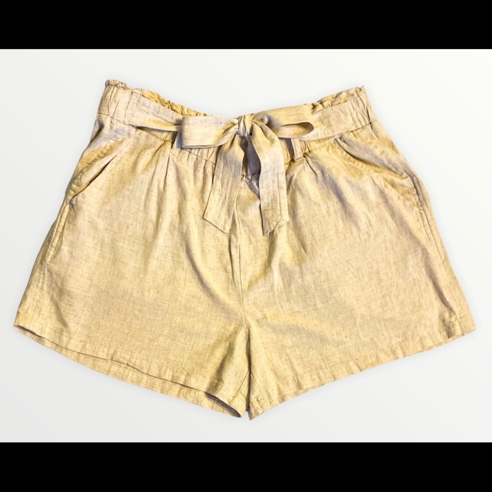 Angel Kiss Women's Size XL Khaki Elastic Waist Linen Shorts *NWT*